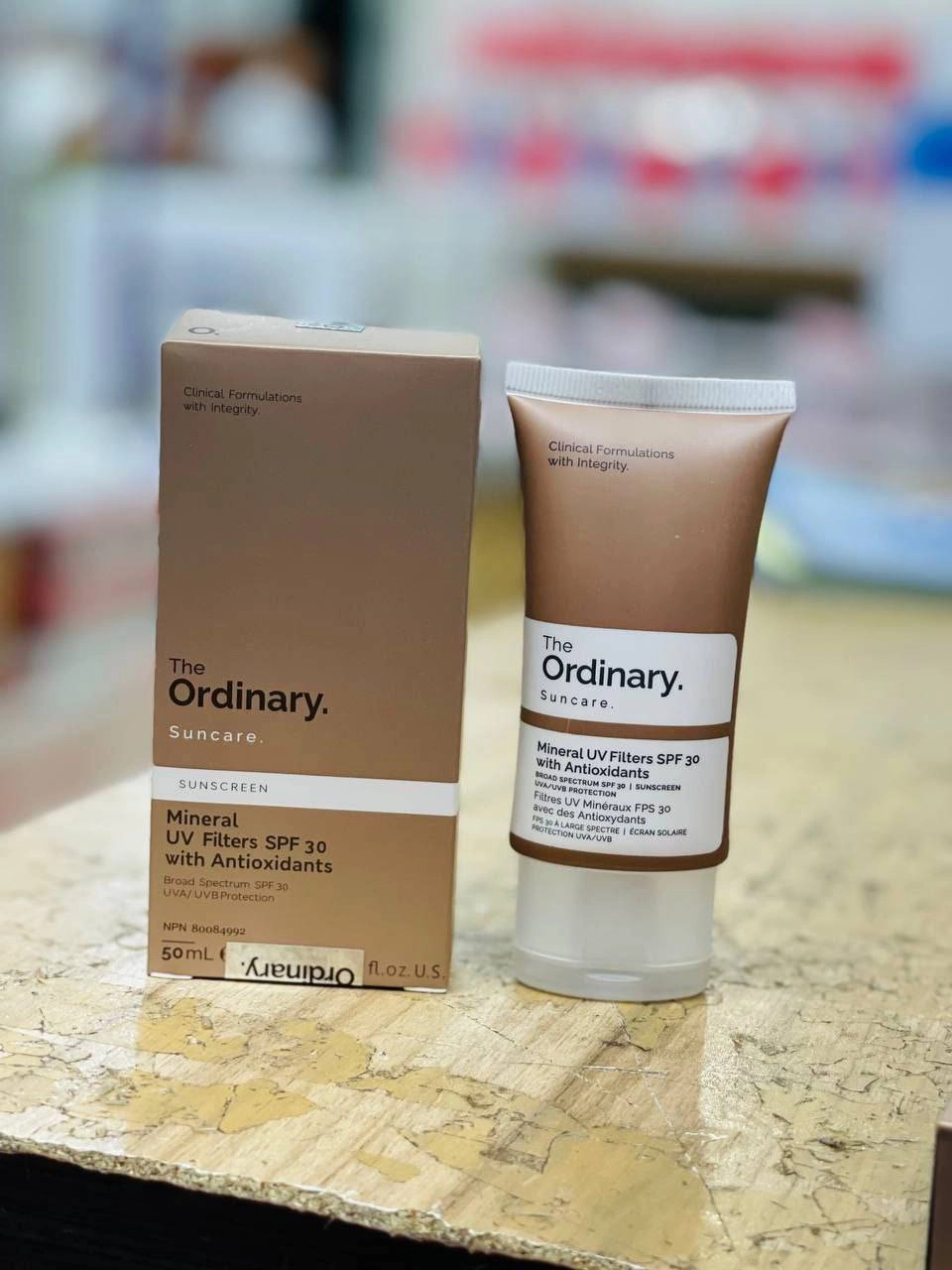 کرم ضد آفتاب اوردینری The Ordinary مدل مینرال SPF 30