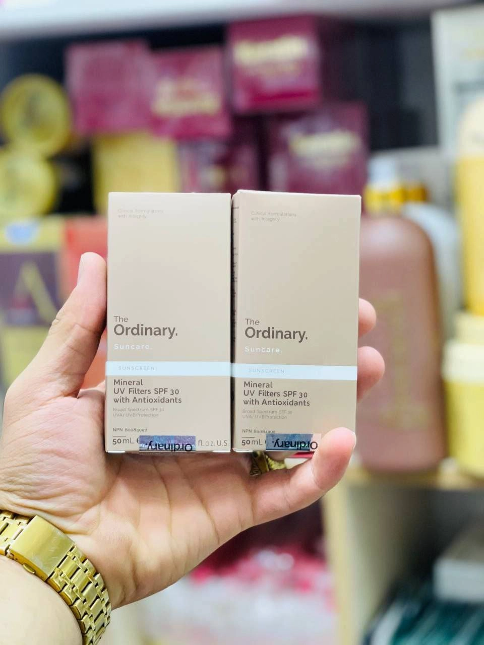 کرم ضد آفتاب اوردینری The Ordinary مدل مینرال SPF 30