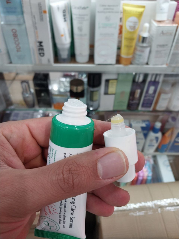 سرم اکسیس وای Axis-Y مدل دارک اسپات ضد لک و روشن کننده و از بین برنده جای جوش اصل 50 میل
