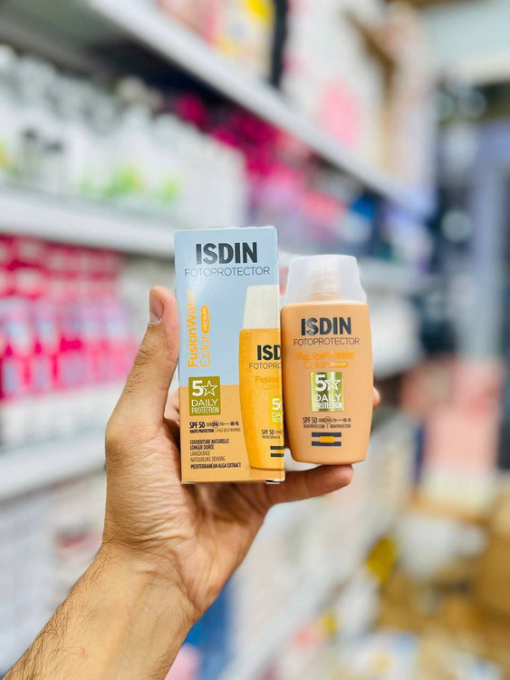 ضد آفتاب رنگی فیوژن واتر رنگ مدیوم ایزدین spf 50