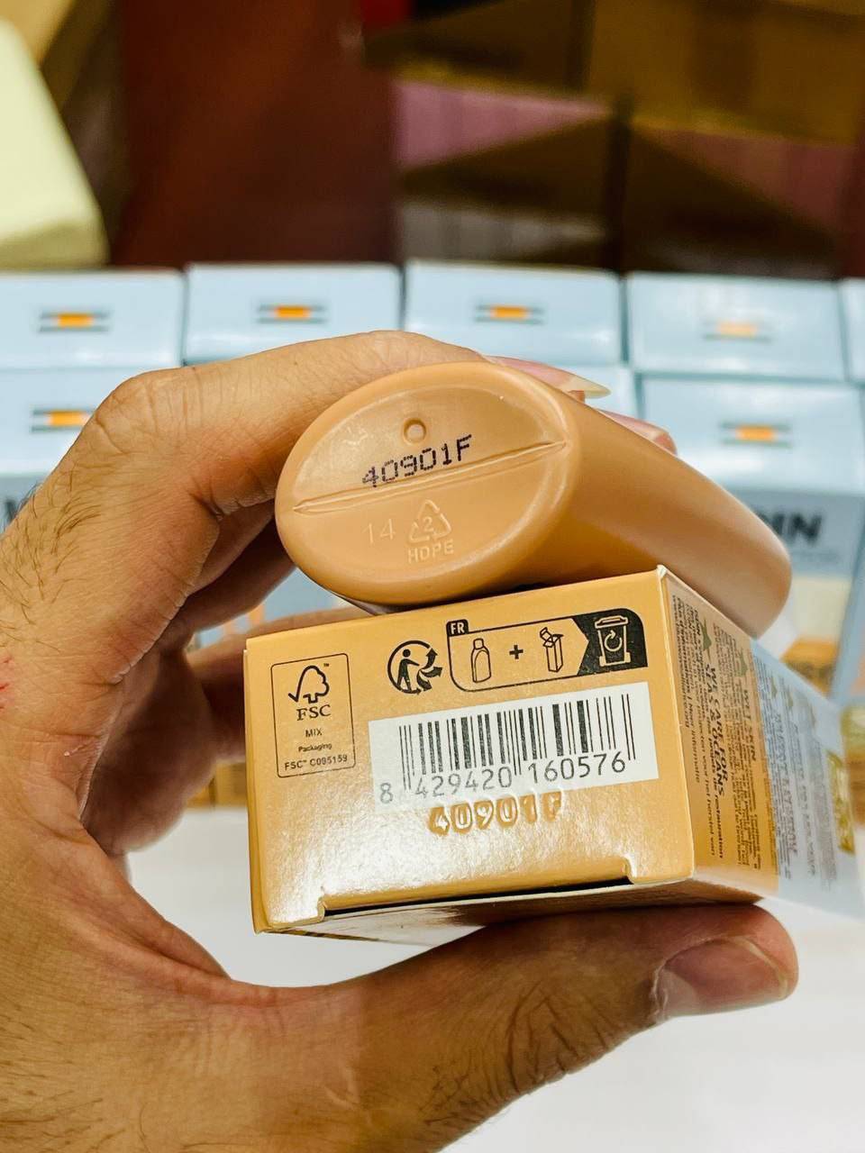 ضد آفتاب رنگی فیوژن واتر رنگ لایت ایزدین spf 50