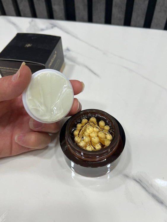 کرم کپسولی ویتامین سی مدی کیوب Medicube Deep Vita C