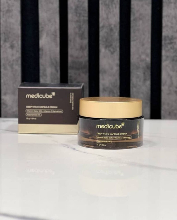 کرم کپسولی ویتامین سی مدی کیوب Medicube Deep Vita C